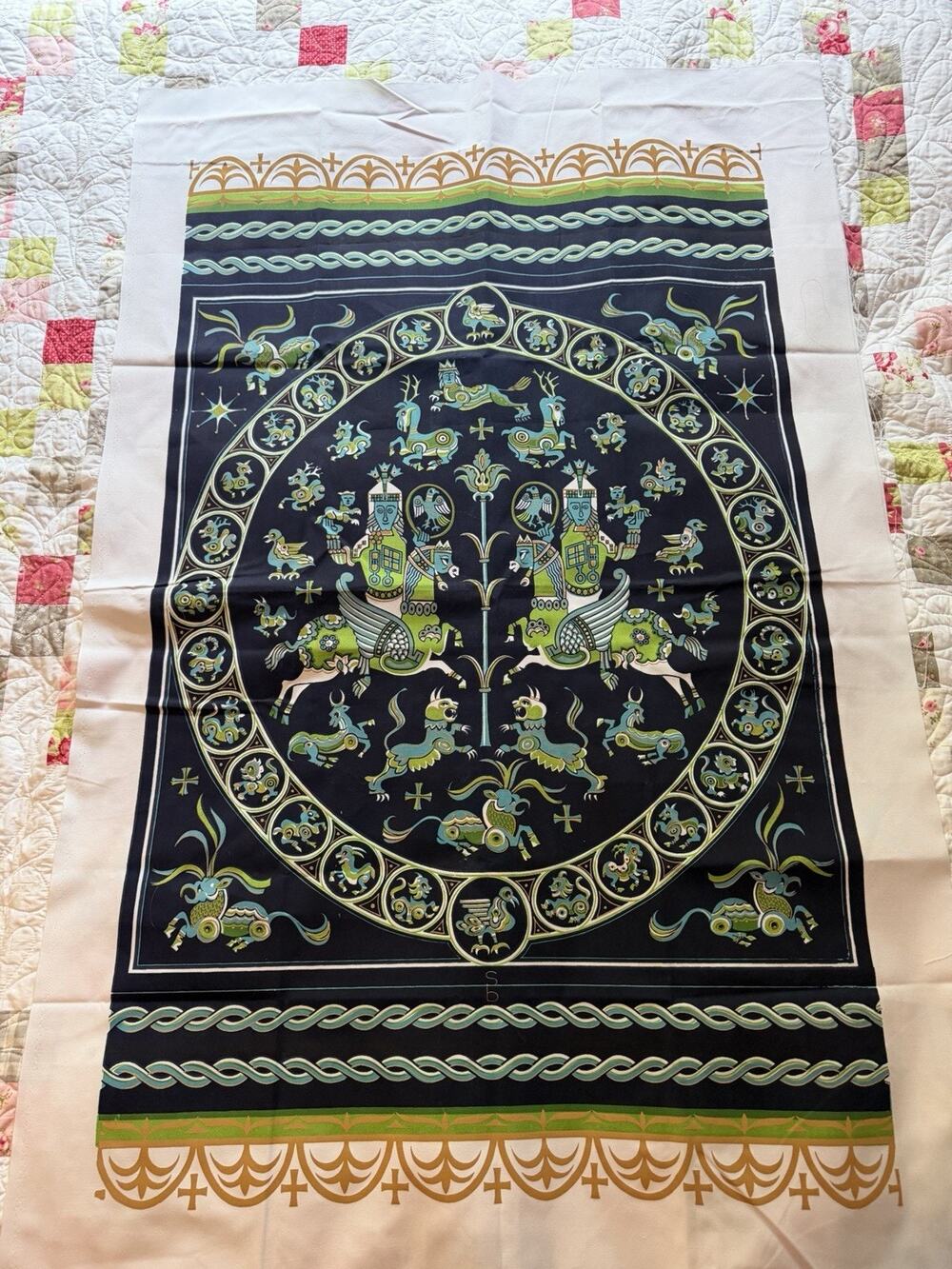 Decor Linen Fabric Remnant Sassanian Byzantine Medallion Print Med. Weight 45”